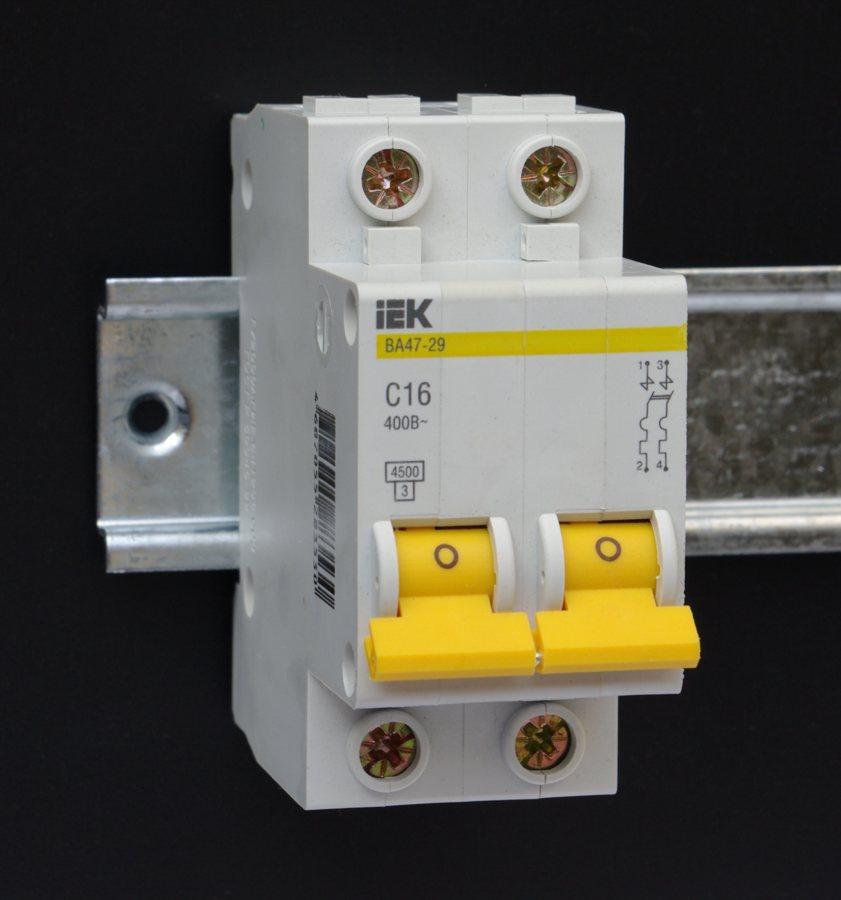Llave térmica bipolar 20 A — imagen 1