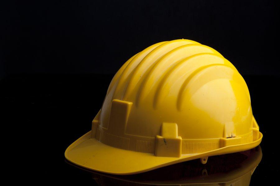 Casco de seguridad con arnés — imagen 1